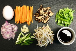 makaron_smazony_po_chinsku_05.jpg